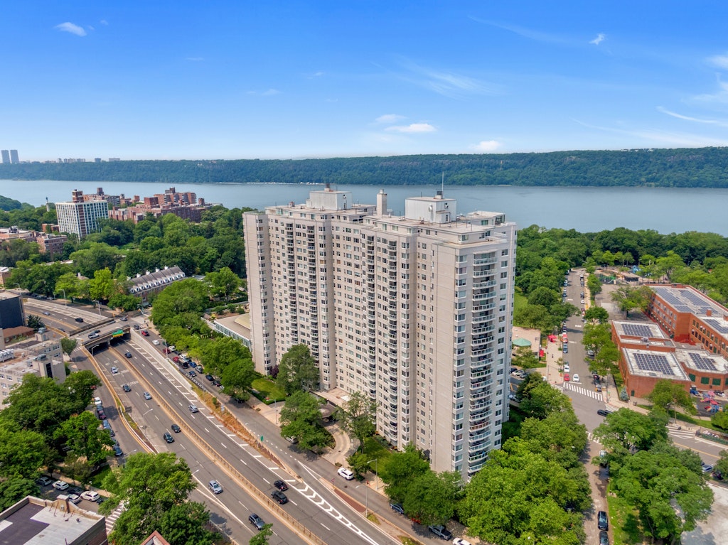 3333 Henry Hudson Parkway, Unit 4M Bronx, NY 10463 - Photo 30 of 41