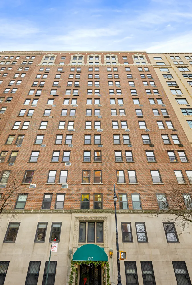 $1,175,000 | 322 West 72nd Street, Unit 3D | Upper West Side