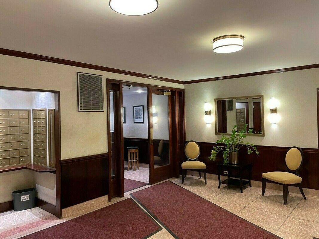 240 East 46th Street, Unit 5B Manhattan, NY 10017 - Photo 6 of 7