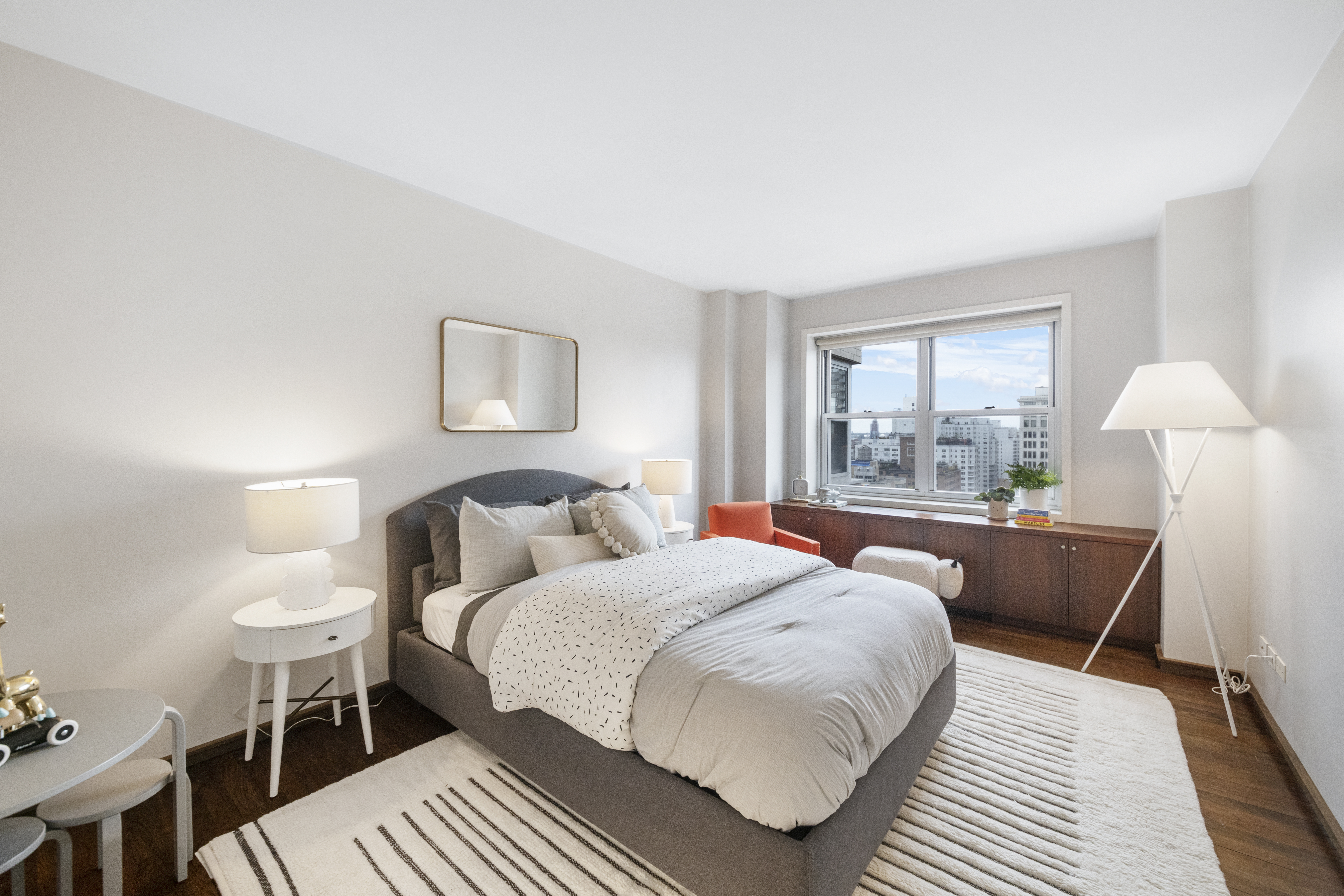 20 East 9th Street, Unit 21D Manhattan, NY 10003 - Photo 15 of 30