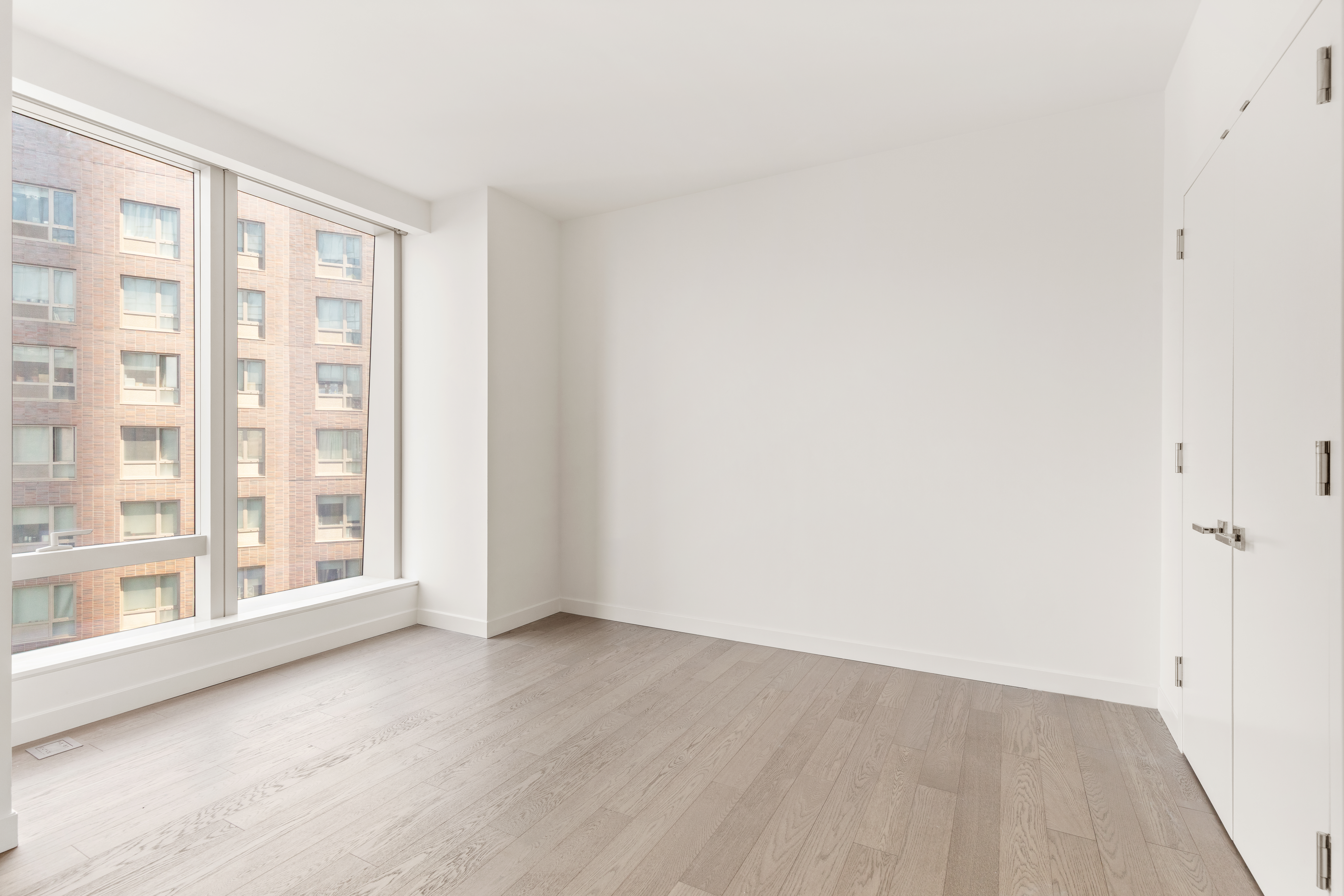 252 South Street, Unit 11J Manhattan, NY 10002 - Photo 1 of 6