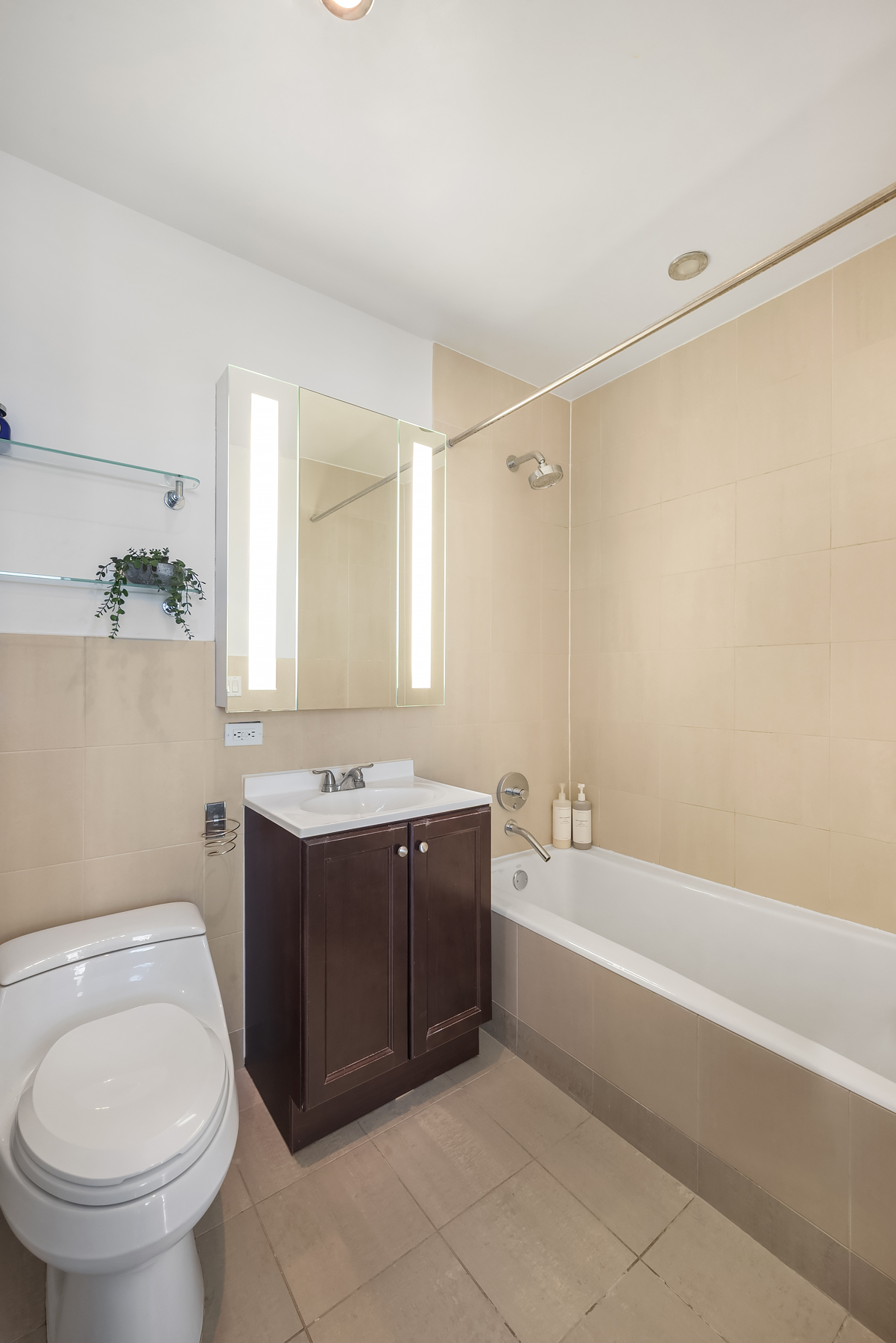 1 Northside Piers, Unit 22A Brooklyn, NY 11249 - Photo 5 of 5