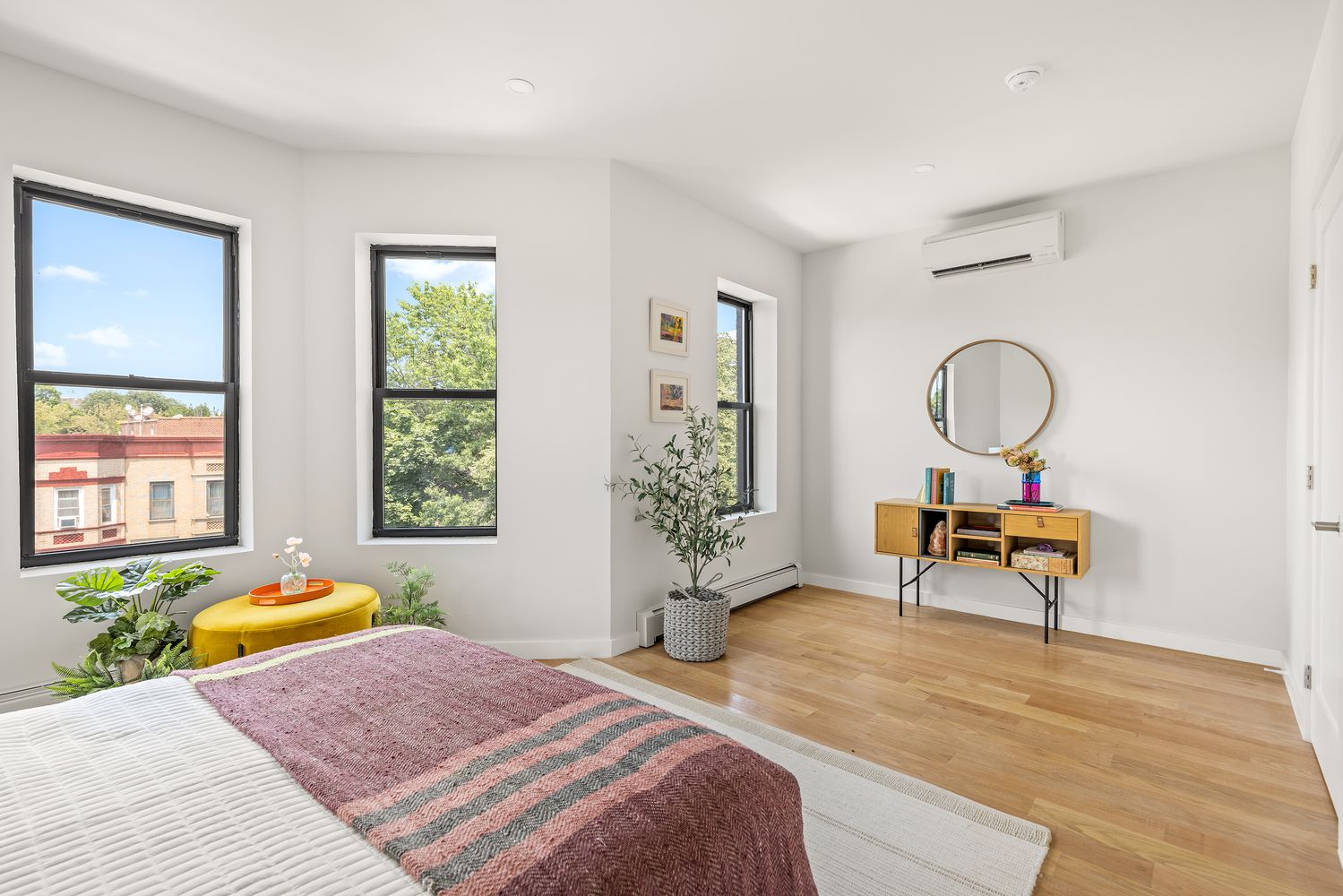 $1,850,000 | 376 Hawthorne Street | Prospect Lefferts Gardens