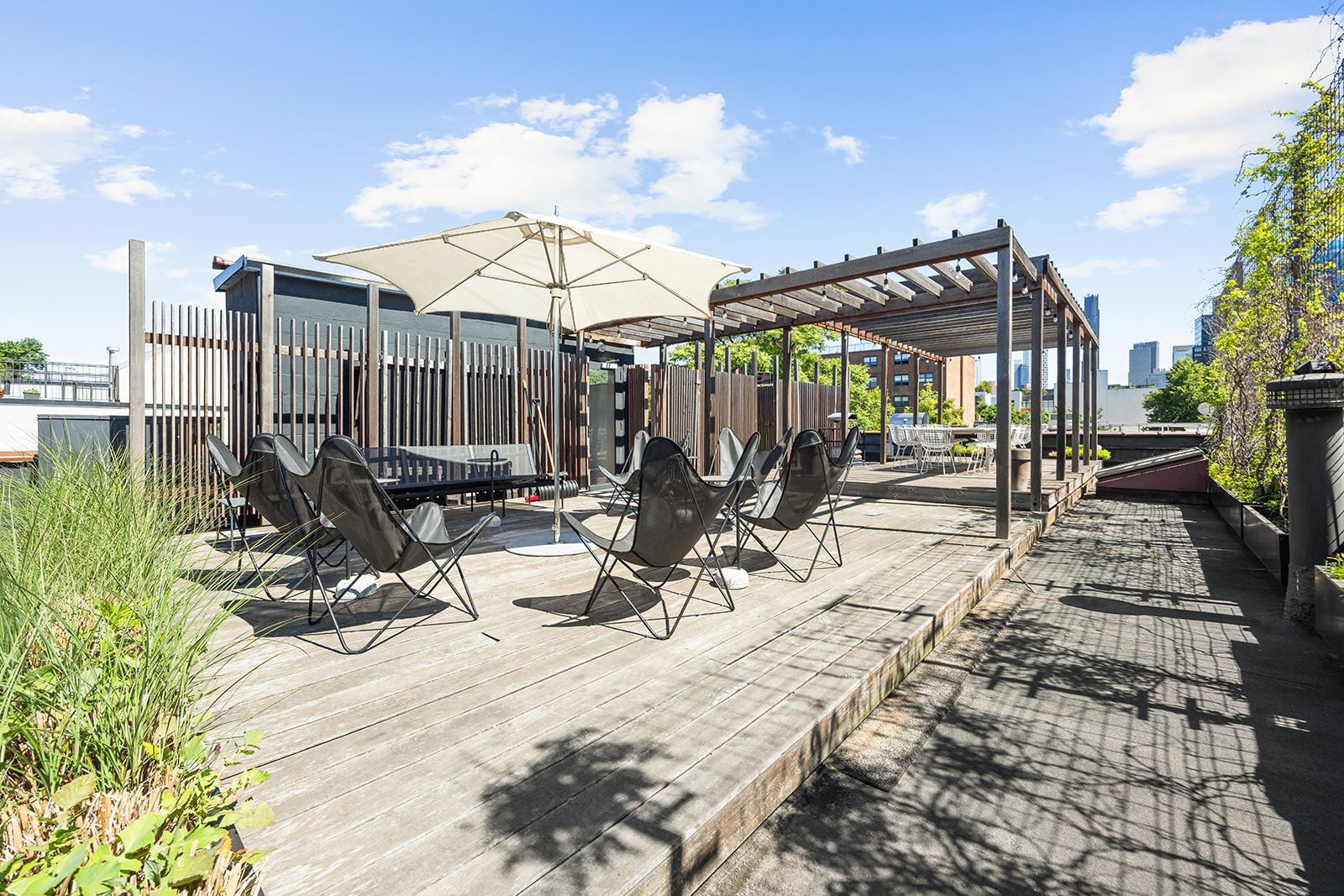 113 2nd Street, Unit 2 Brooklyn, NY 11231 - Photo 14 of 19 a view of a patio with a table and chairs