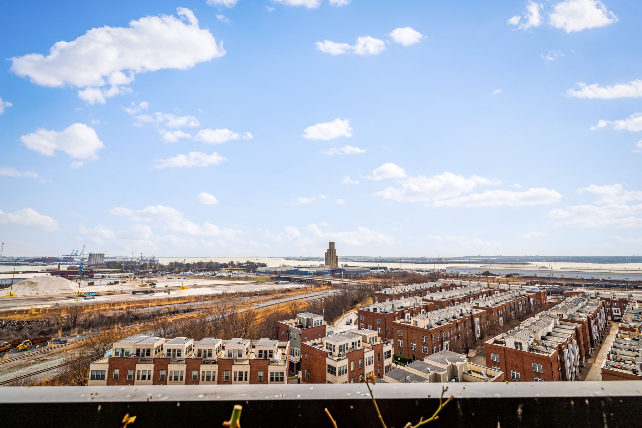 1200 Steuart Street, Unit 1020 Baltimore, MD 21230 - Photo 4 of 52