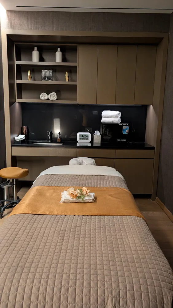 $6,695,000 | 50 West Street, Unit 37C | Financial District