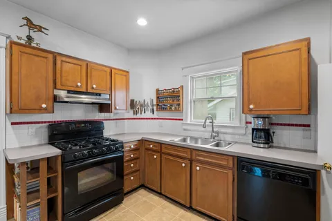 $700,000 | 4300 Queensbury Road, Hyattsville, MD 20781