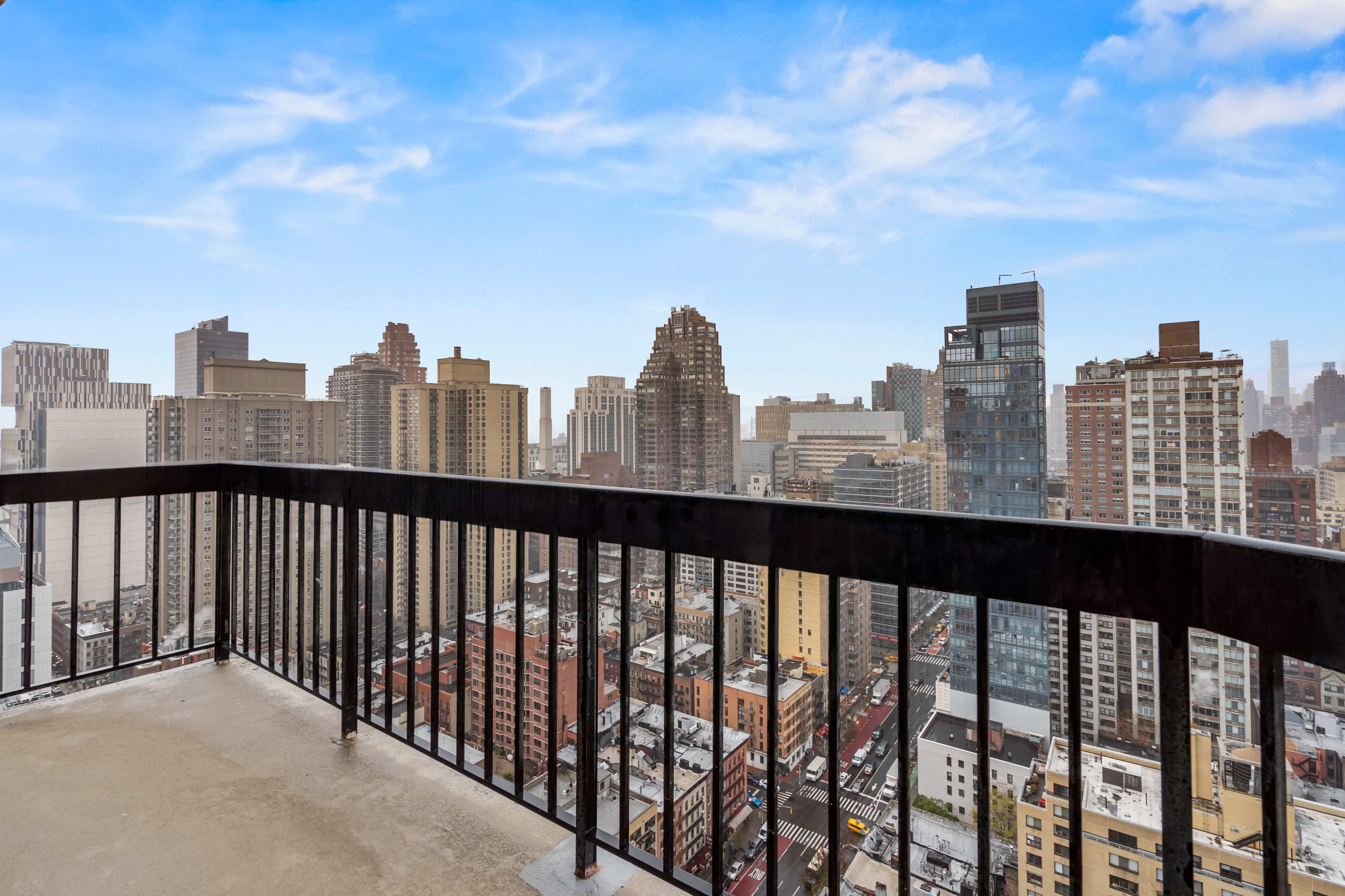 330 East 75th Street, Unit 32A Manhattan, NY 10021 - Photo 3 of 17