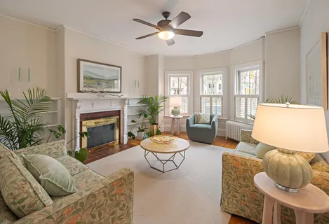 $1,989,000 | 48 Hawthorn Street, Unit 2, Cambridge, MA 02138