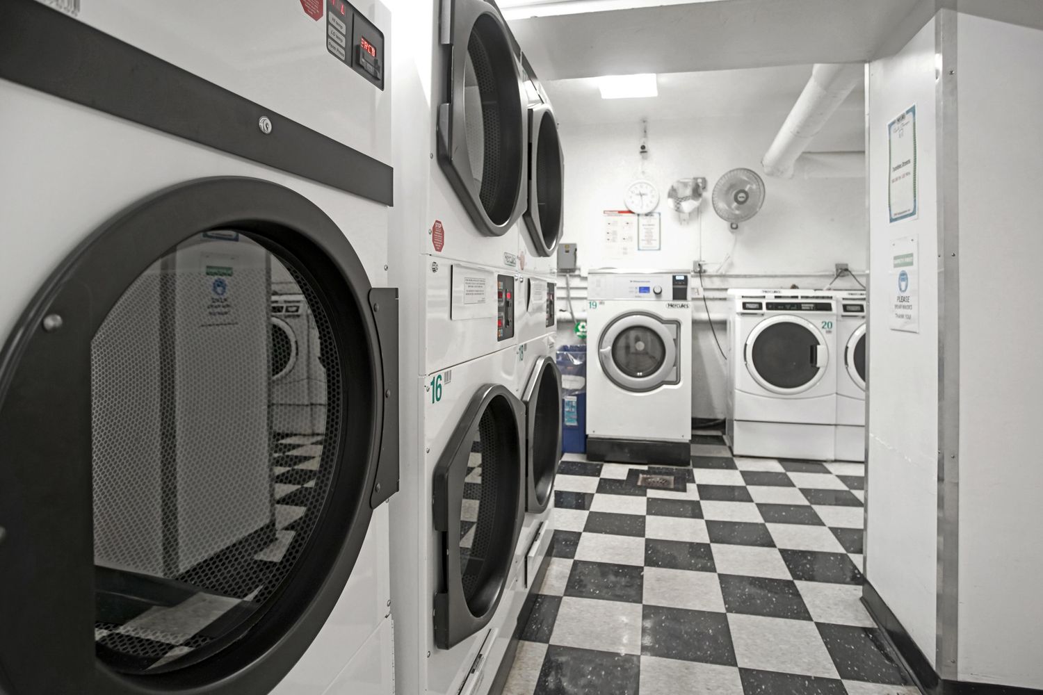 $350,000 | 2550 Independence Avenue, Unit 6B | Spuyten Duyvil