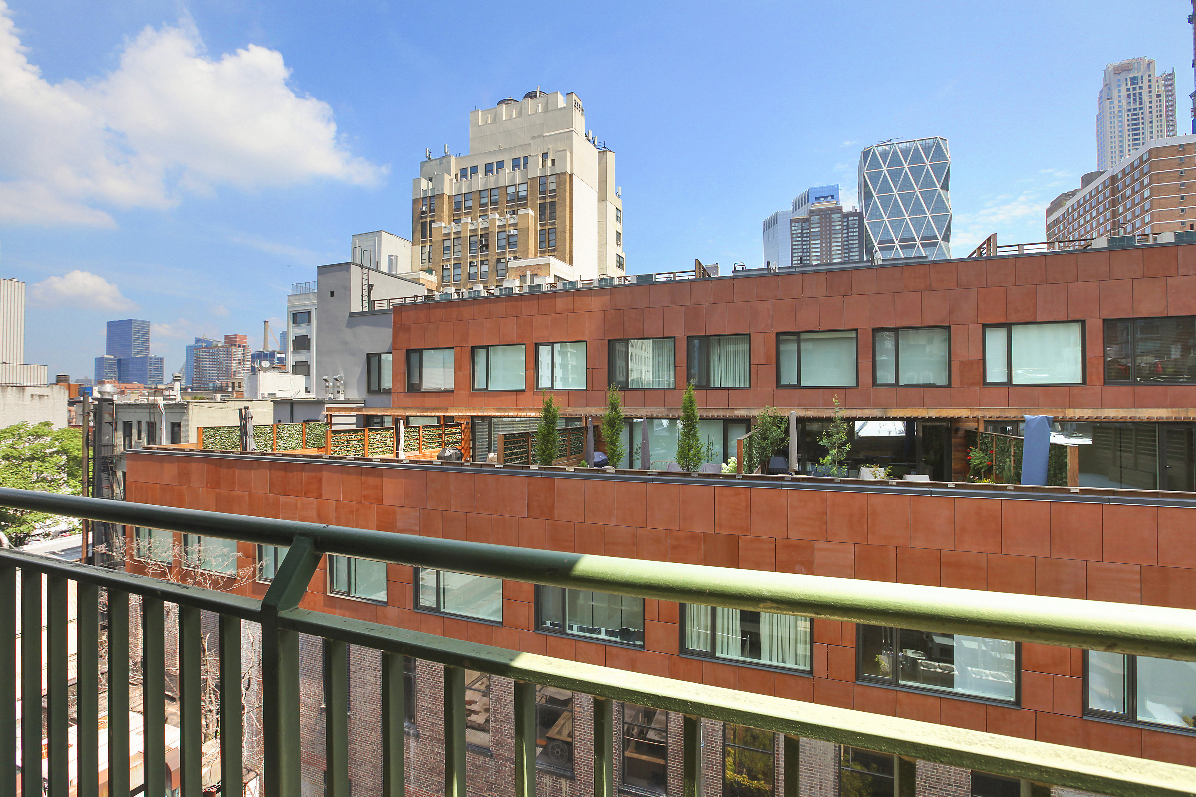 325 West 51st Street, Unit 4C Manhattan, NY 10019 - Photo 5 of 7
