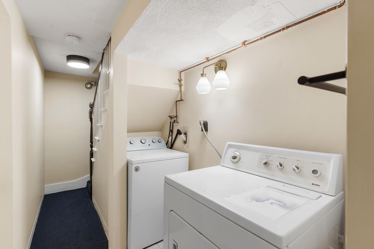 43 Anderson Street, Unit 2 Boston, MA 02114 - Photo 17 of 20