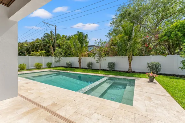 $3,395,000 | 500 East Davis Boulevard, Tampa, FL 33606