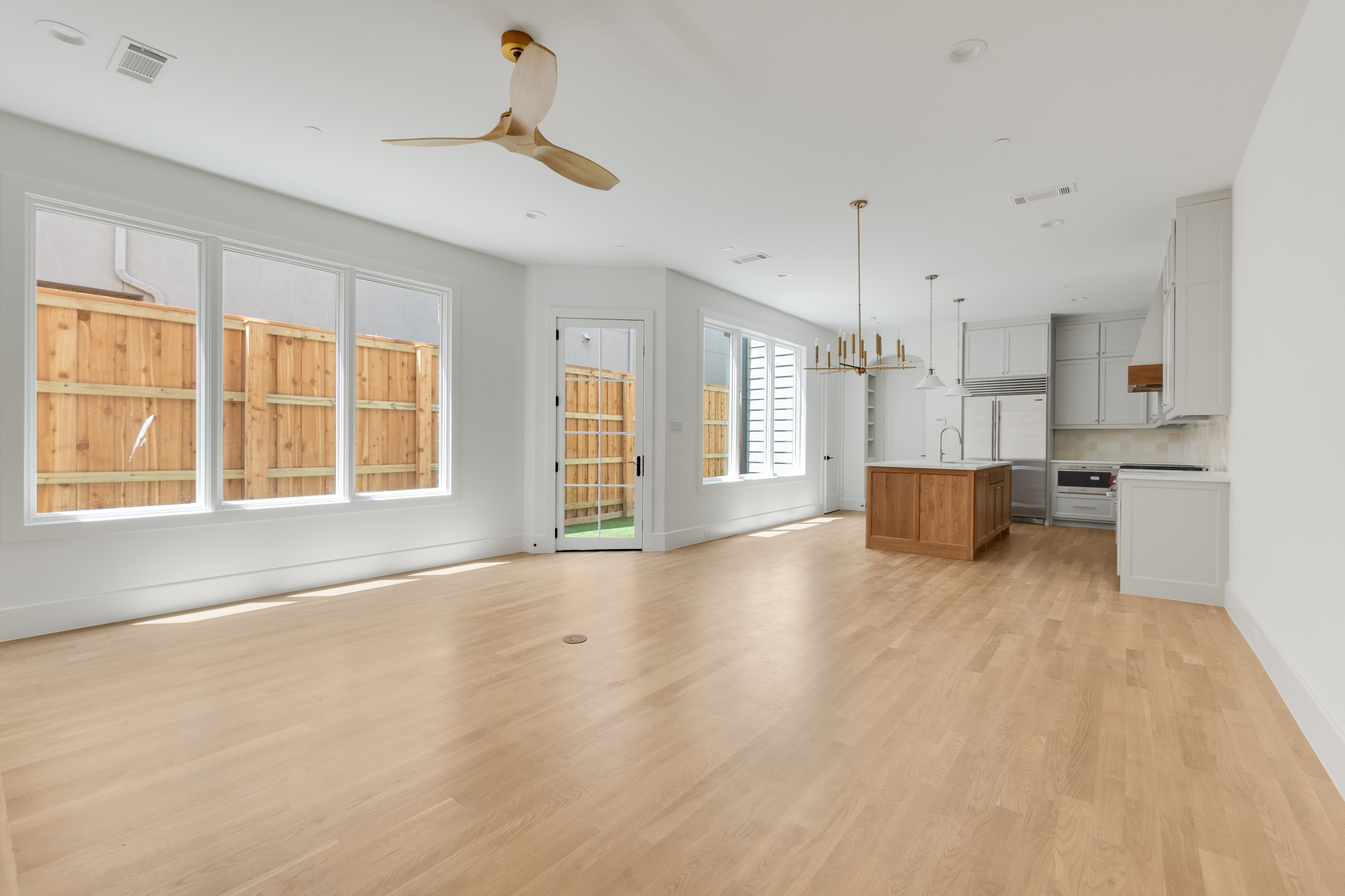 4410 Glenwick Lane Dallas, TX 75205 - Photo 16 of 28 a view of an empty room with a window