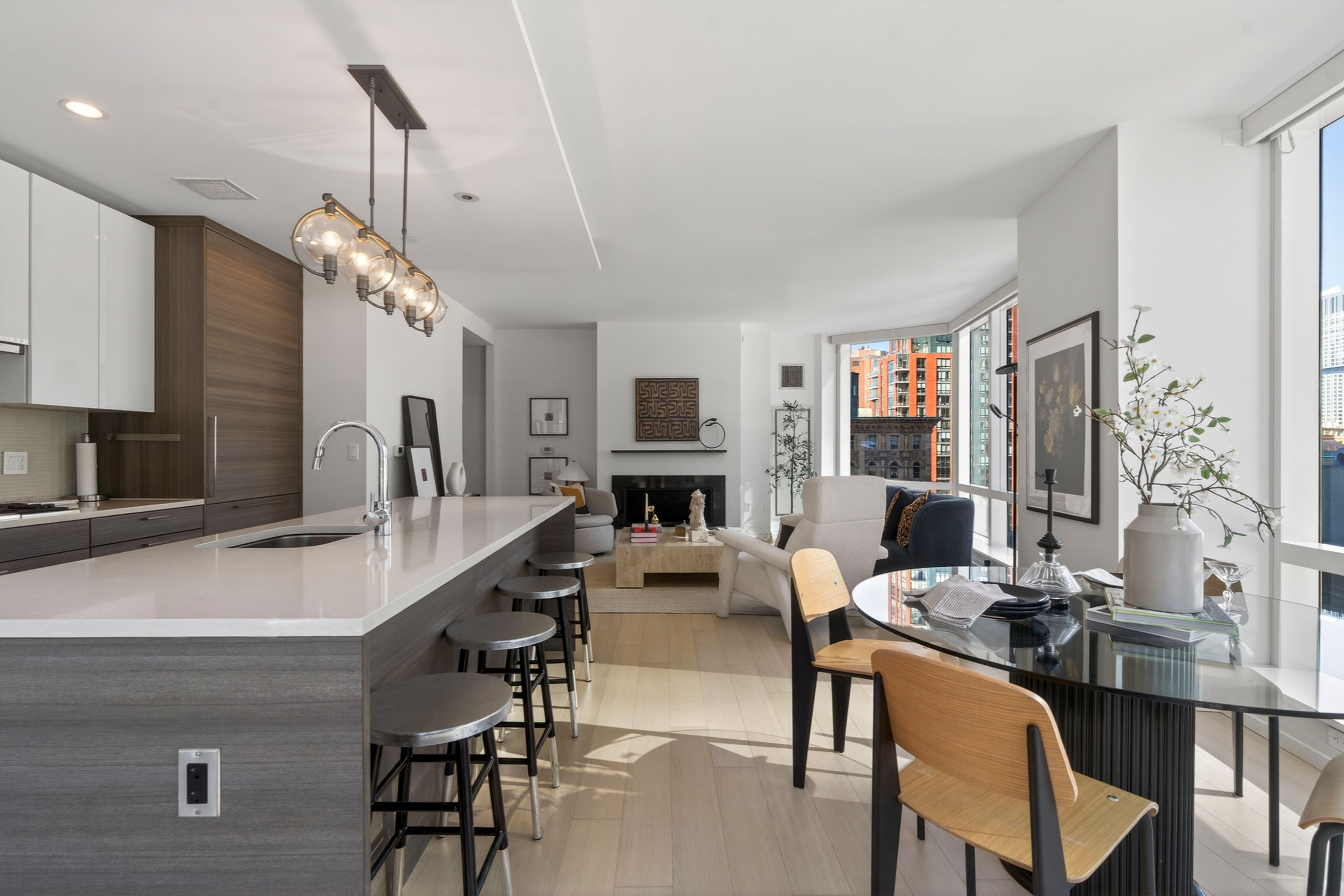 1 Franklin Street, Unit 1408 Boston, MA 02110 - Photo 5 of 40