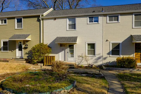 $200,000 | 8 L Southway, Greenbelt, MD 20770