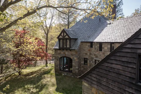 $3,850,000 | Address Upon Request, Hingham, MA 02043