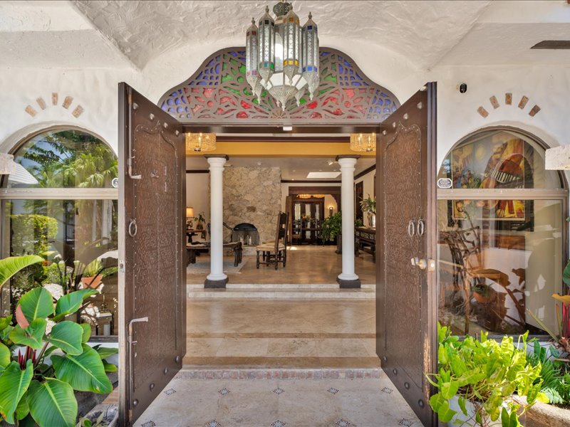 1150 North Biscayne Point Road Miami Beach, FL 33141 - Photo 9 of 65 Gallery Image 9