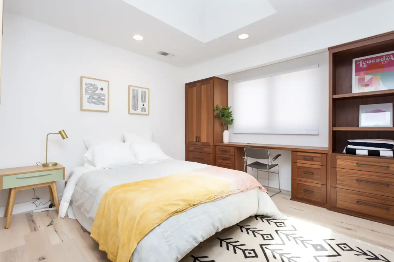 487 Neptune Avenue Encinitas, CA 92024 - Photo 6 of 17