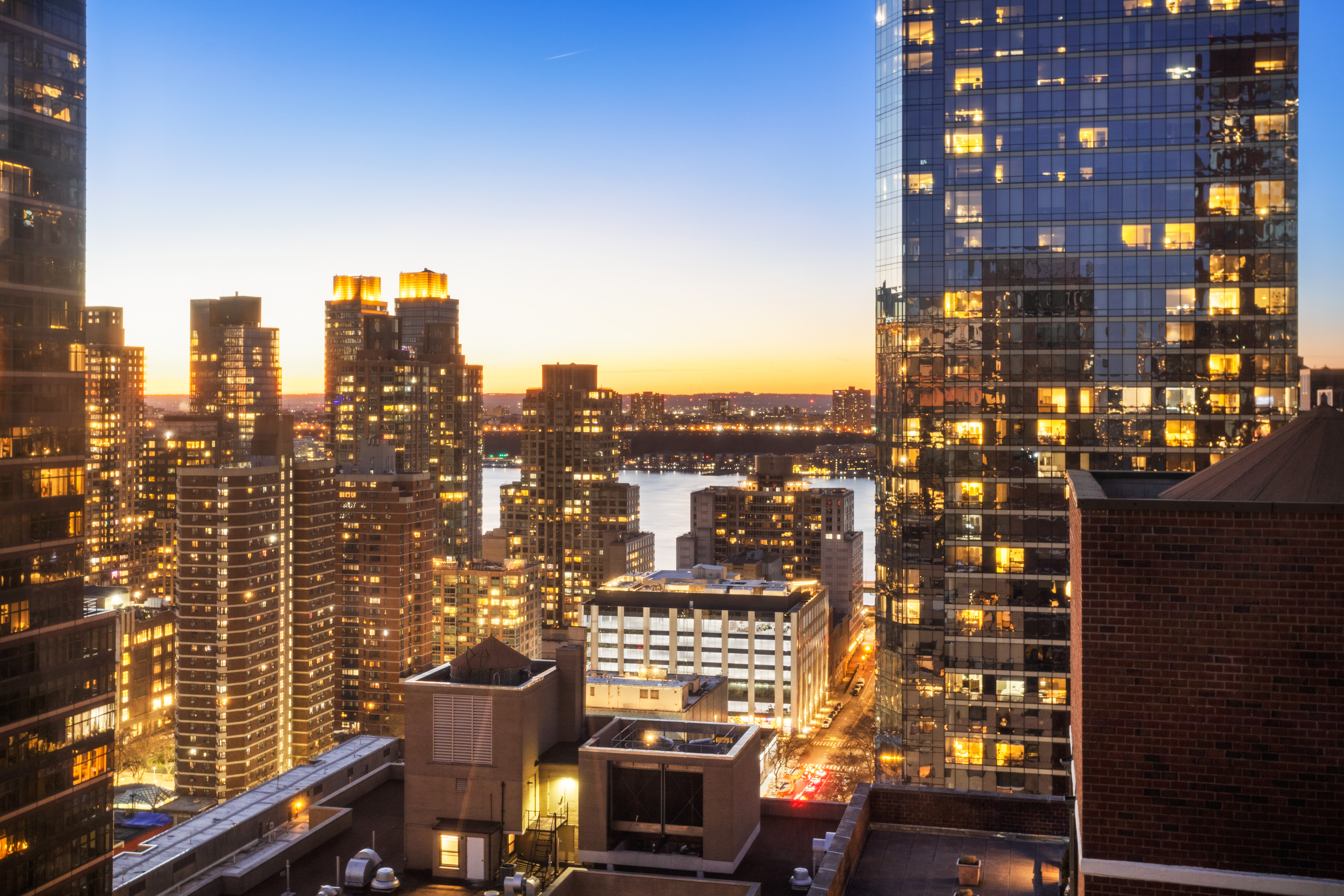 1965 Broadway, Unit 27E Manhattan, NY 10023 - Photo 2 of 27