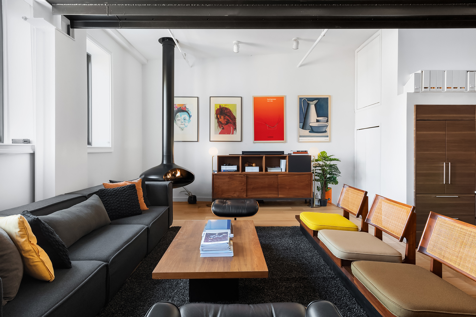 120 Boerum Place, Unit 3E Brooklyn, NY 11201 - Photo 3 of 14 a living room with furniture rug and wall painting