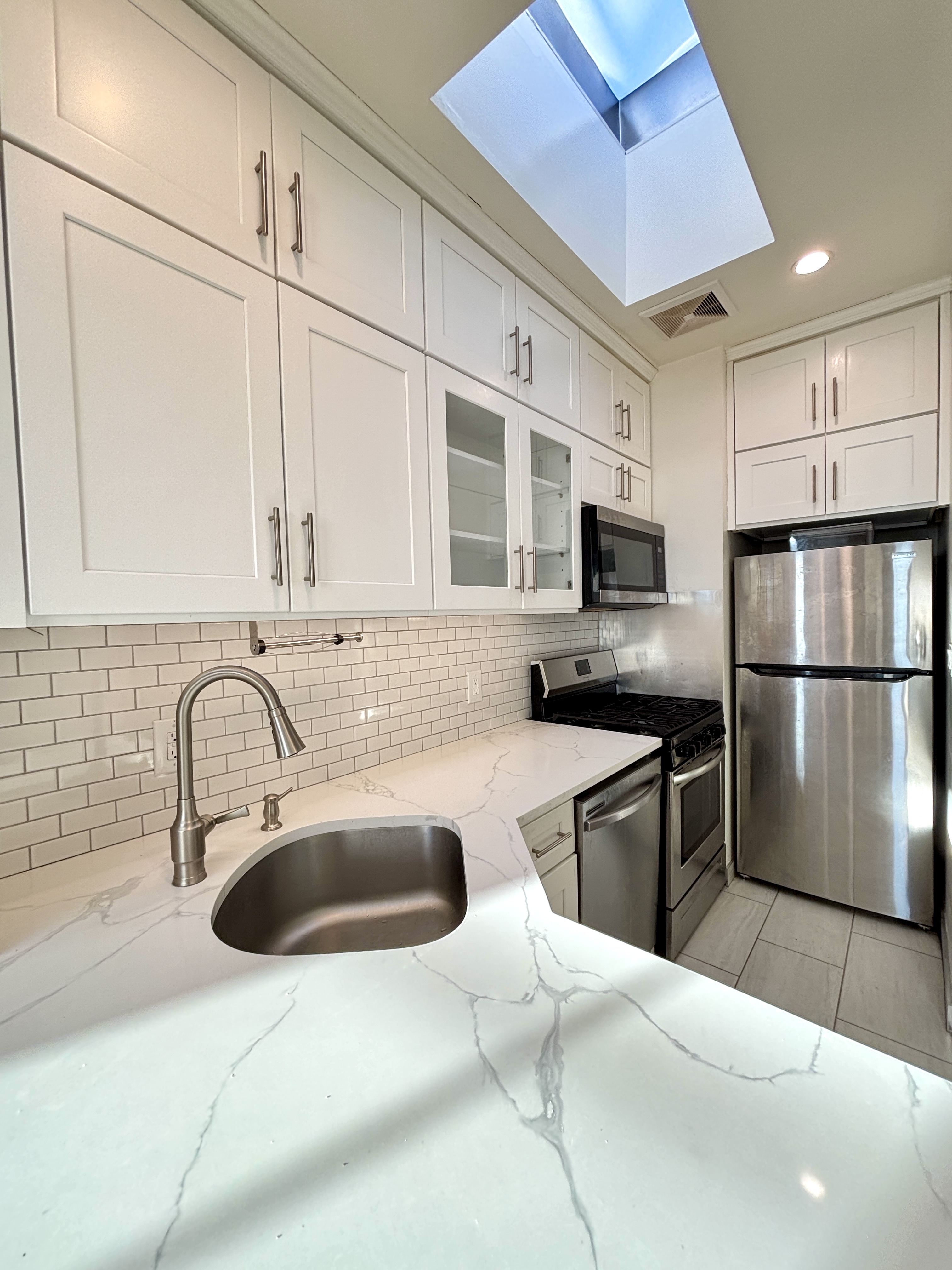 190 Garfield Place, Unit 5F Brooklyn, NY 11215 - Photo 4 of 8