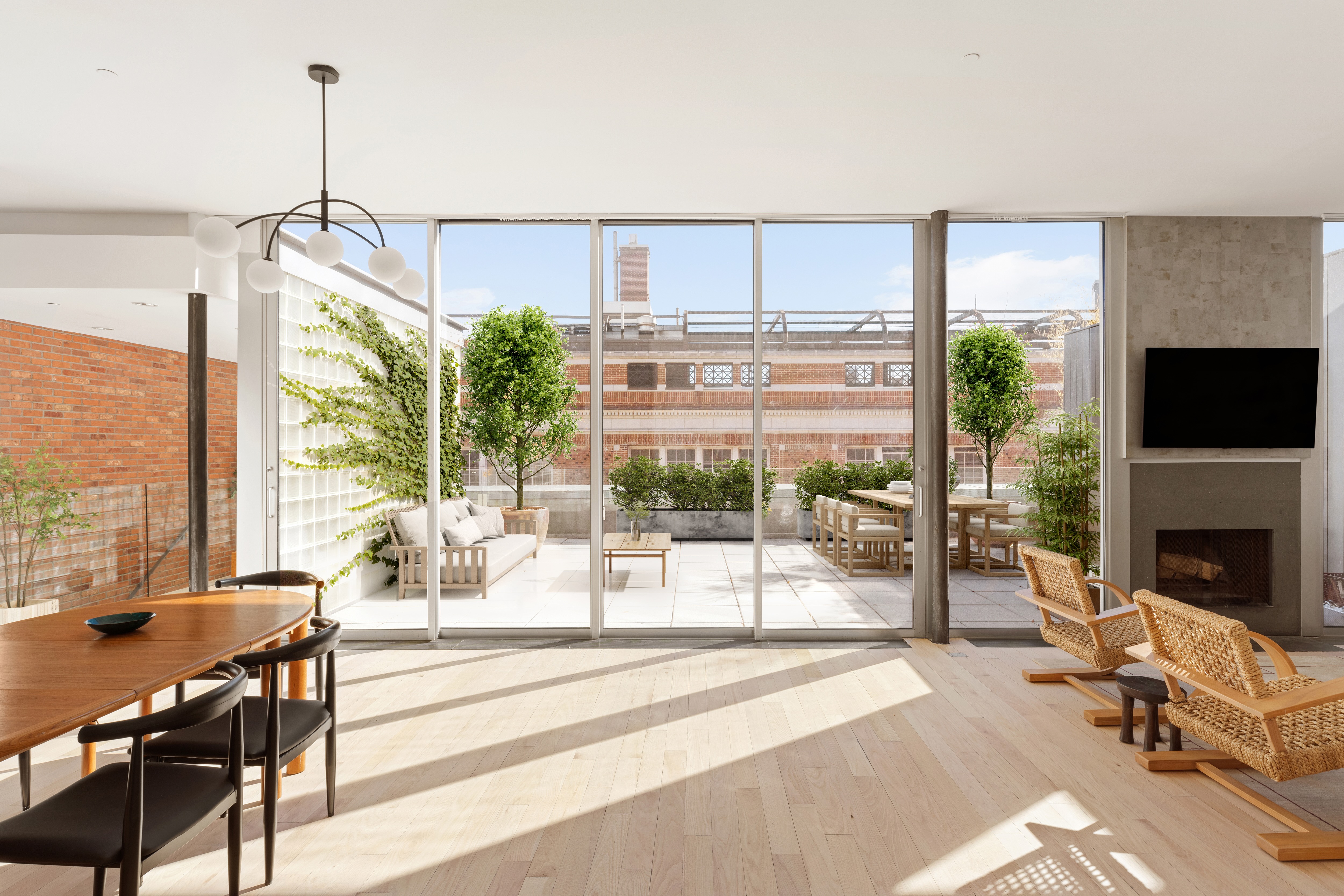 136 Baxter Street, Unit PHA Manhattan, NY 10013 - Photo 2 of 16