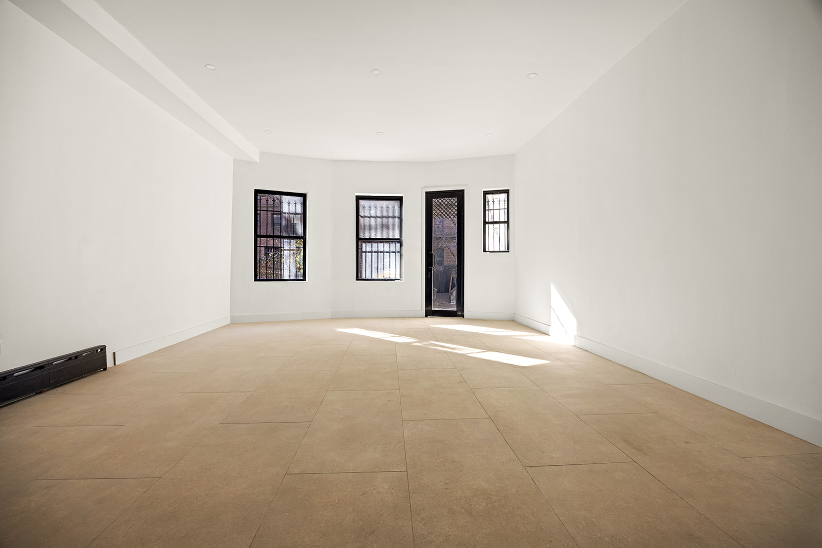 825 Riverside Drive Manhattan, NY 10032 - Photo 21 of 28