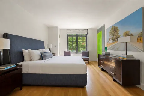 $3,995,000 | 500 West 21st Street, Unit 2G | Chelsea