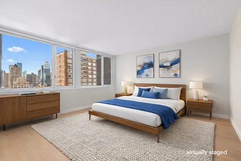 $2,500,000 | 322 West 57th Street, Unit 26B | Hell's Kitchen