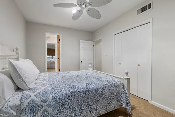 $449,000 | 3930 Knollcrest Drive, Montgomery, TX 77356