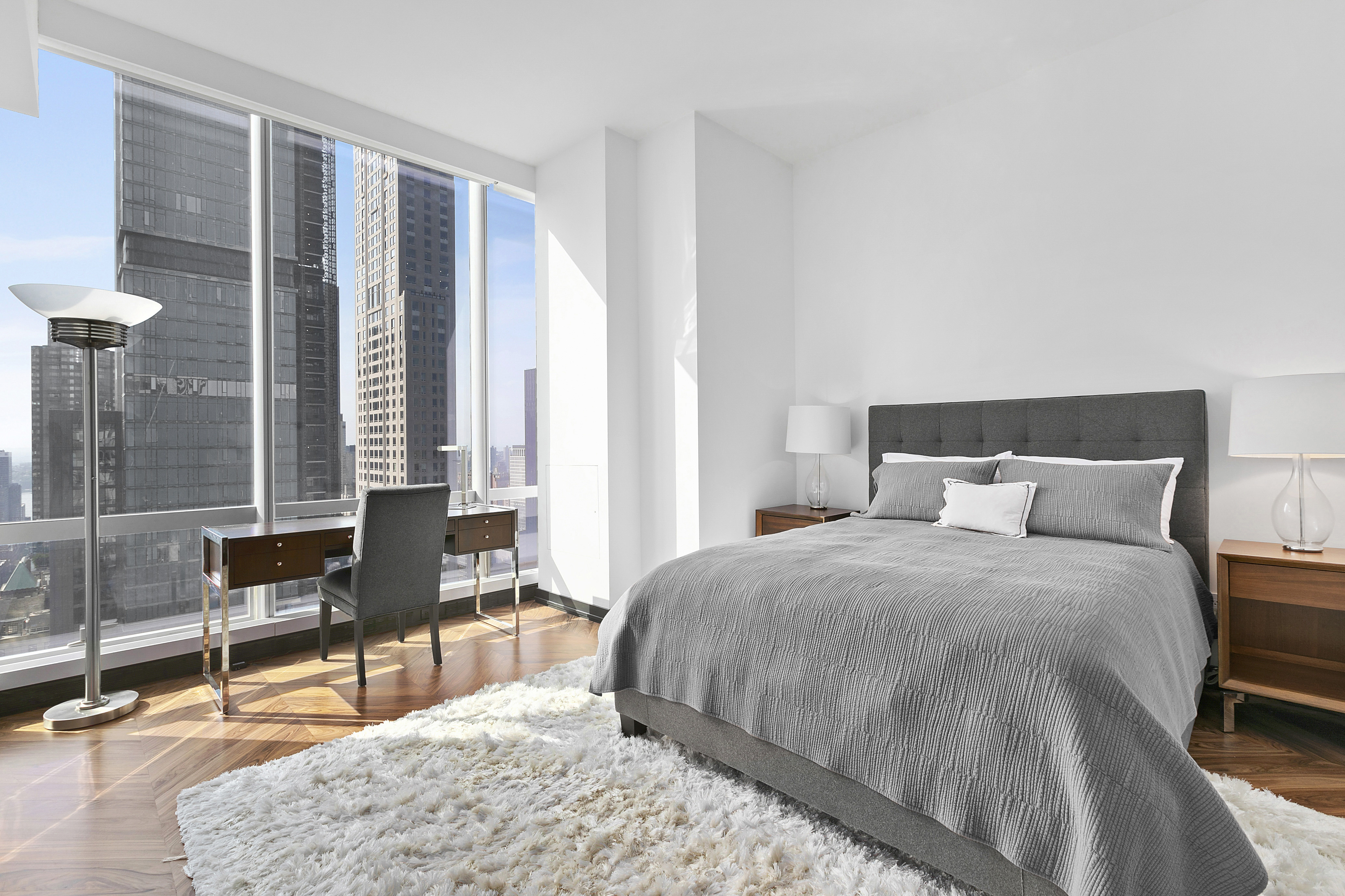 157 West 57th Street, Unit 42B Manhattan, NY 10019 - Photo 9 of 20