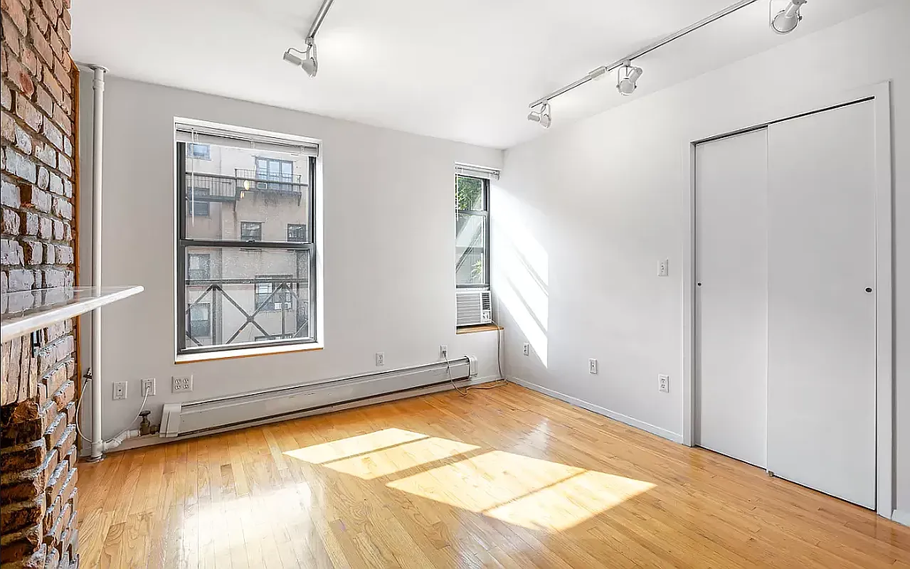 317 1st Avenue, Unit 4R Manhattan, NY 10003 - Photo 3 of 15