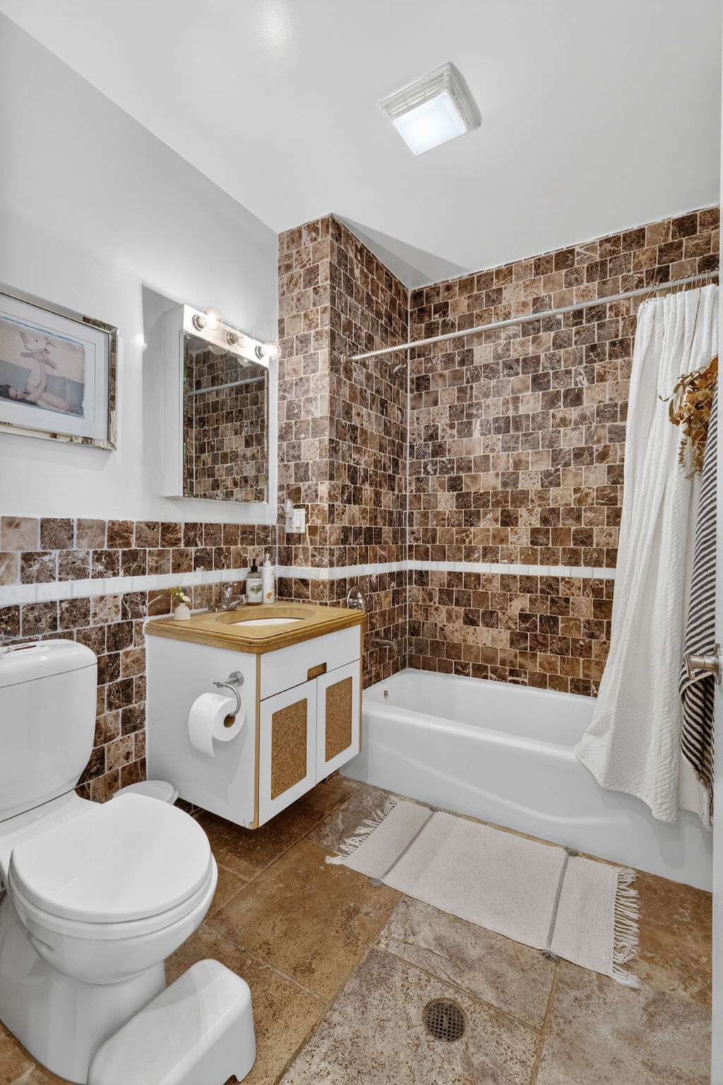148 North 10th Street, Unit 2A Brooklyn, NY 11249 - Photo 9 of 13