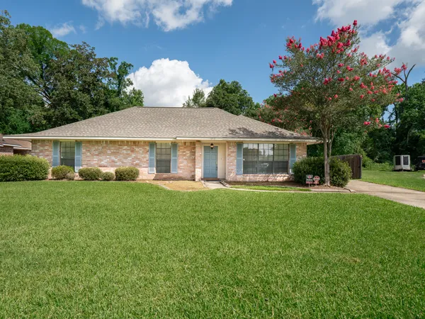 $249,900 | 1812 Palmwood Drive, Baton Rouge, LA 70816