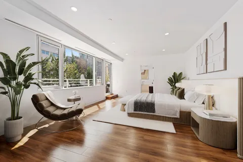 $3,850,000 | 52 Thomas Street, Unit PHB | TriBeCa