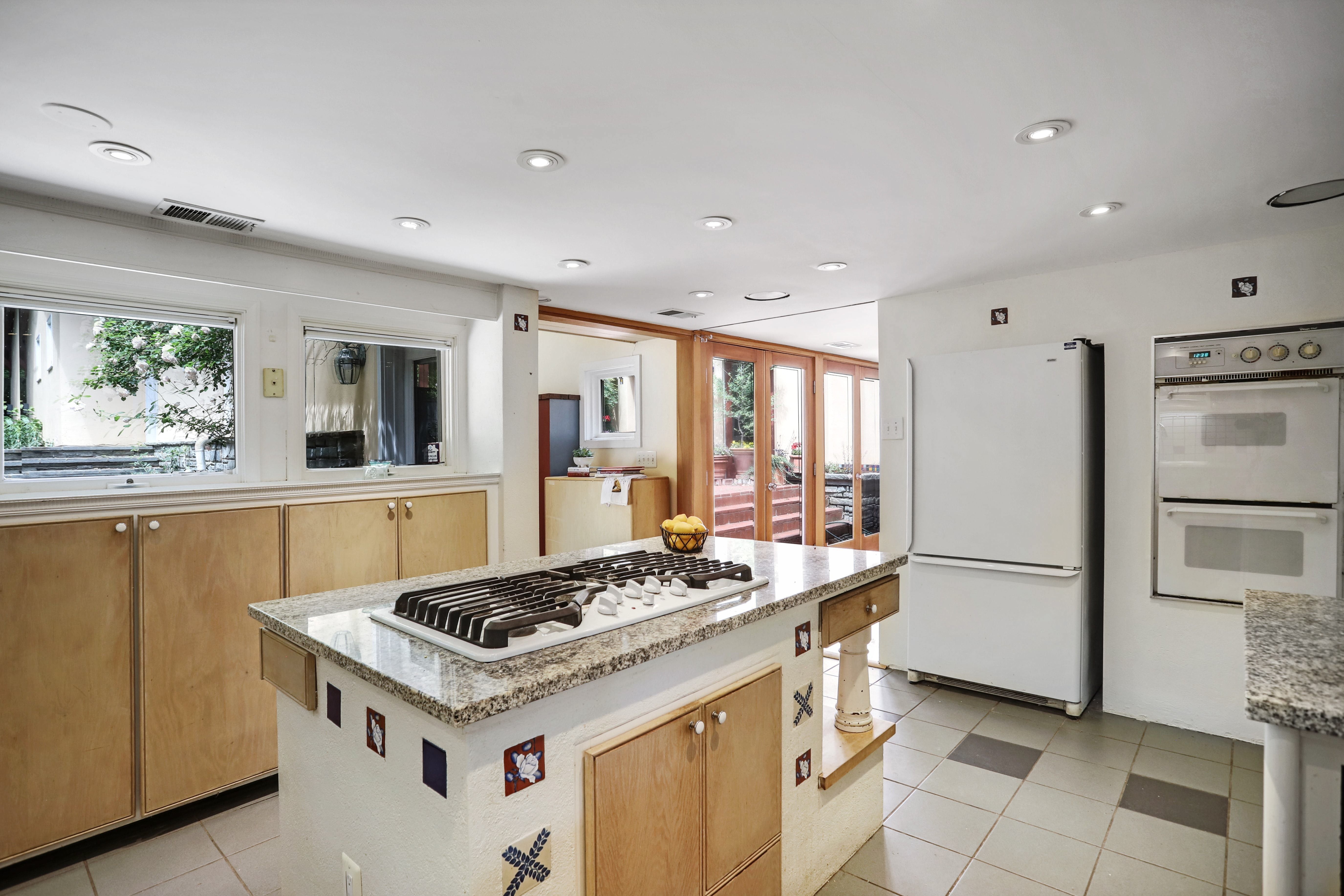 7903 Curtis Street Chevy Chase, MD 20815 - Photo 21 of 49