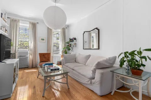 $1,995,000 | 139 North 8th Street | Williamsburg