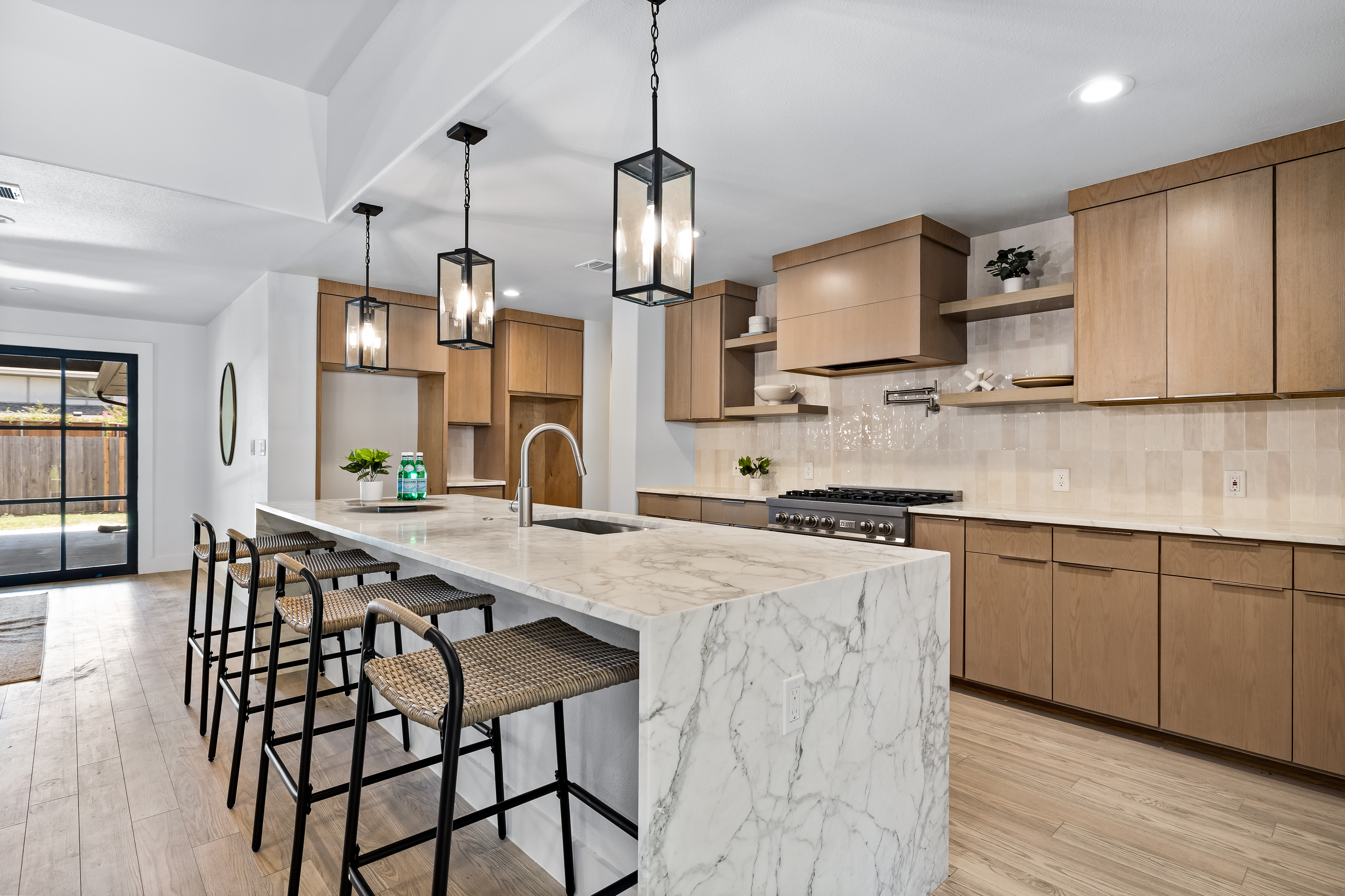 7724 Bantry Lane Dallas, TX 75248 - Photo 13 of 48