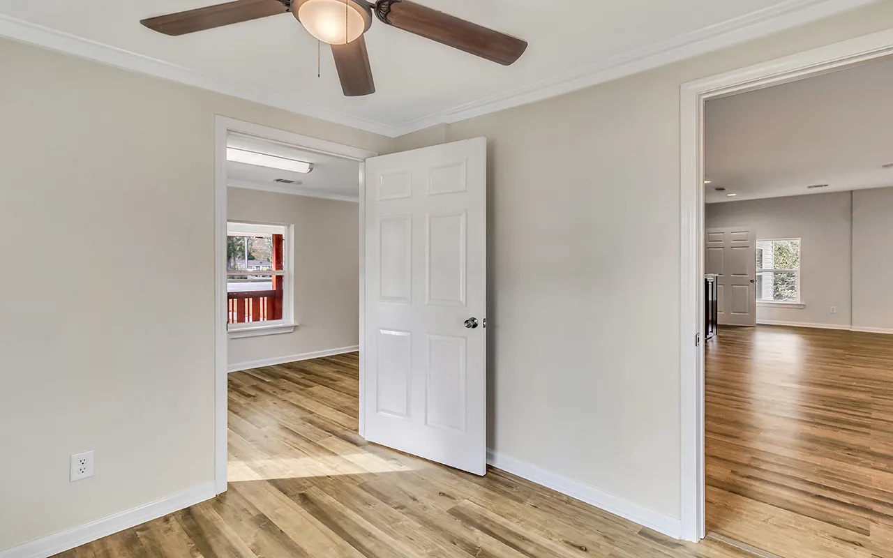 $4,268 | 406 Highway 80, Unit A, Bloomingdale, GA 31302