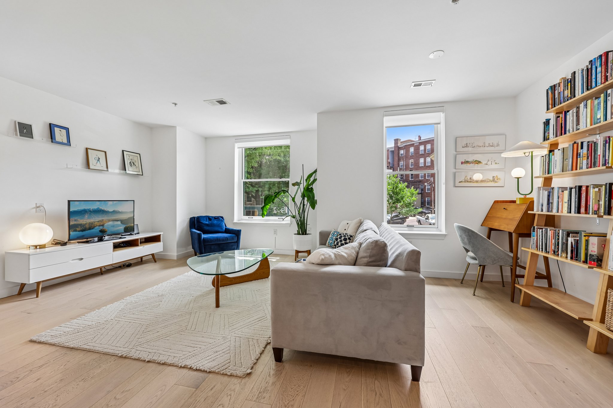 2627 Adams Mill Road Northwest, Unit 108 Washington, DC 20009 - Photo 8 of 43