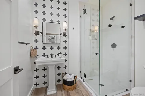 $4,995,000 | 554-556 Stratford Drive, Encinitas, CA 92024