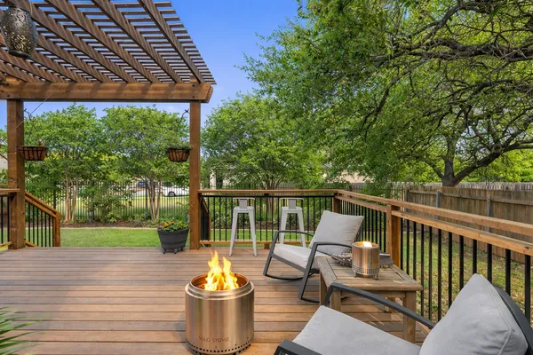 $579,000 | 6016 Sabino Drive, Spicewood, TX 78669