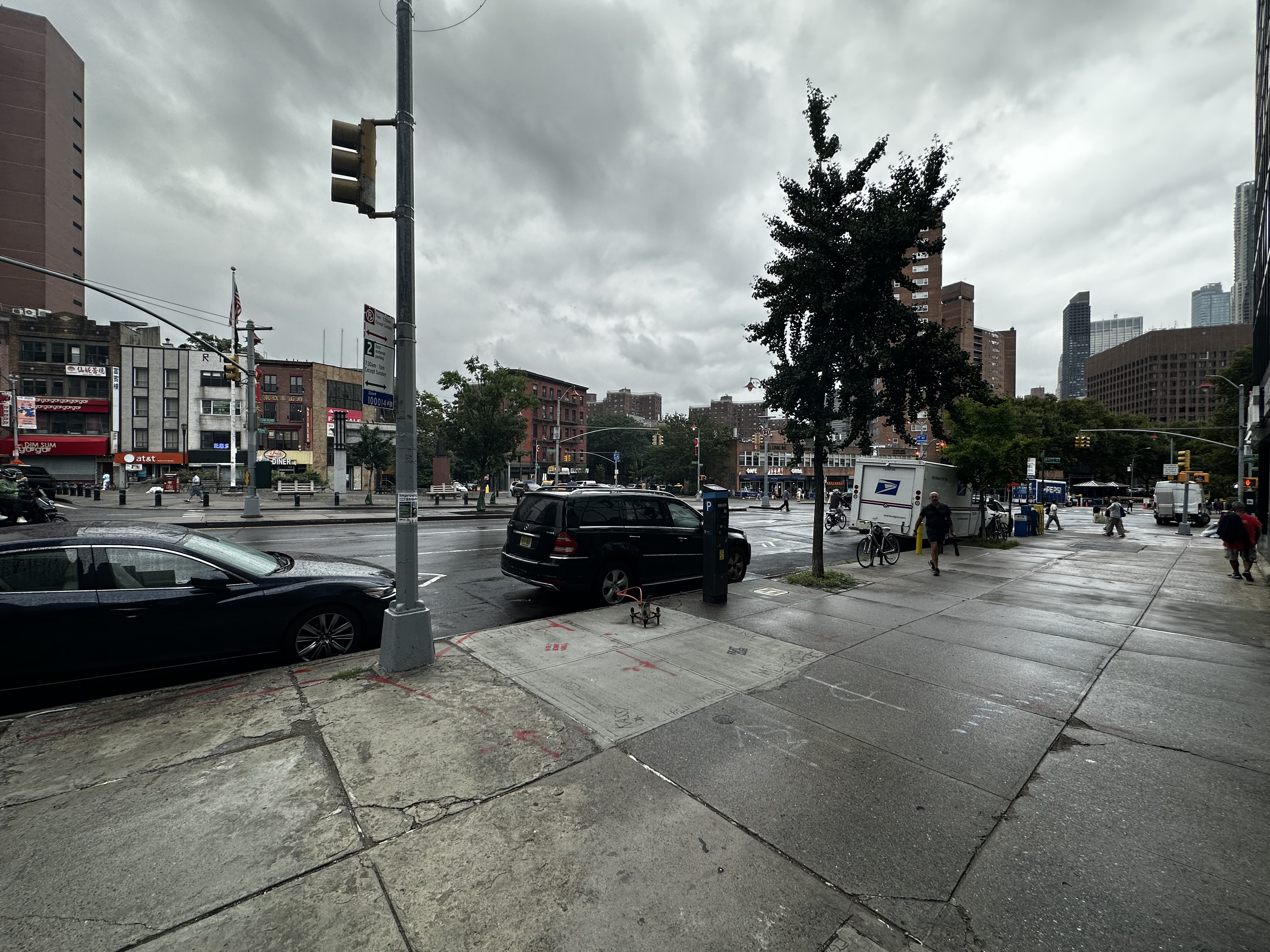 6 Chatham Square Manhattan, NY 10038 - Photo 8 of 8 a view of street with cars and parked cars