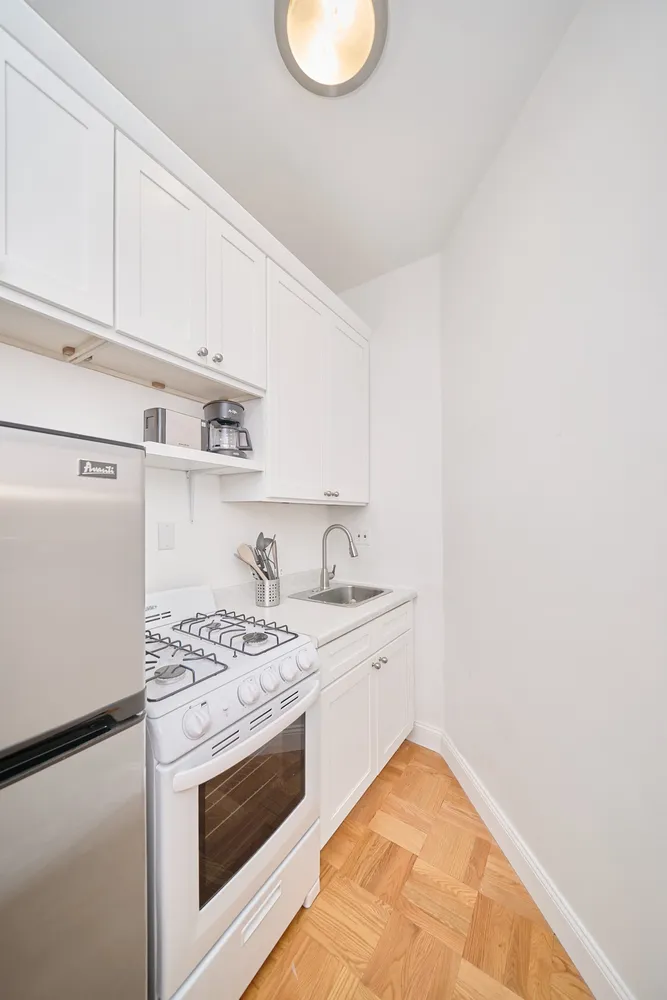 $3,000 | 274 West 71st Street, Unit 3 | Upper West Side