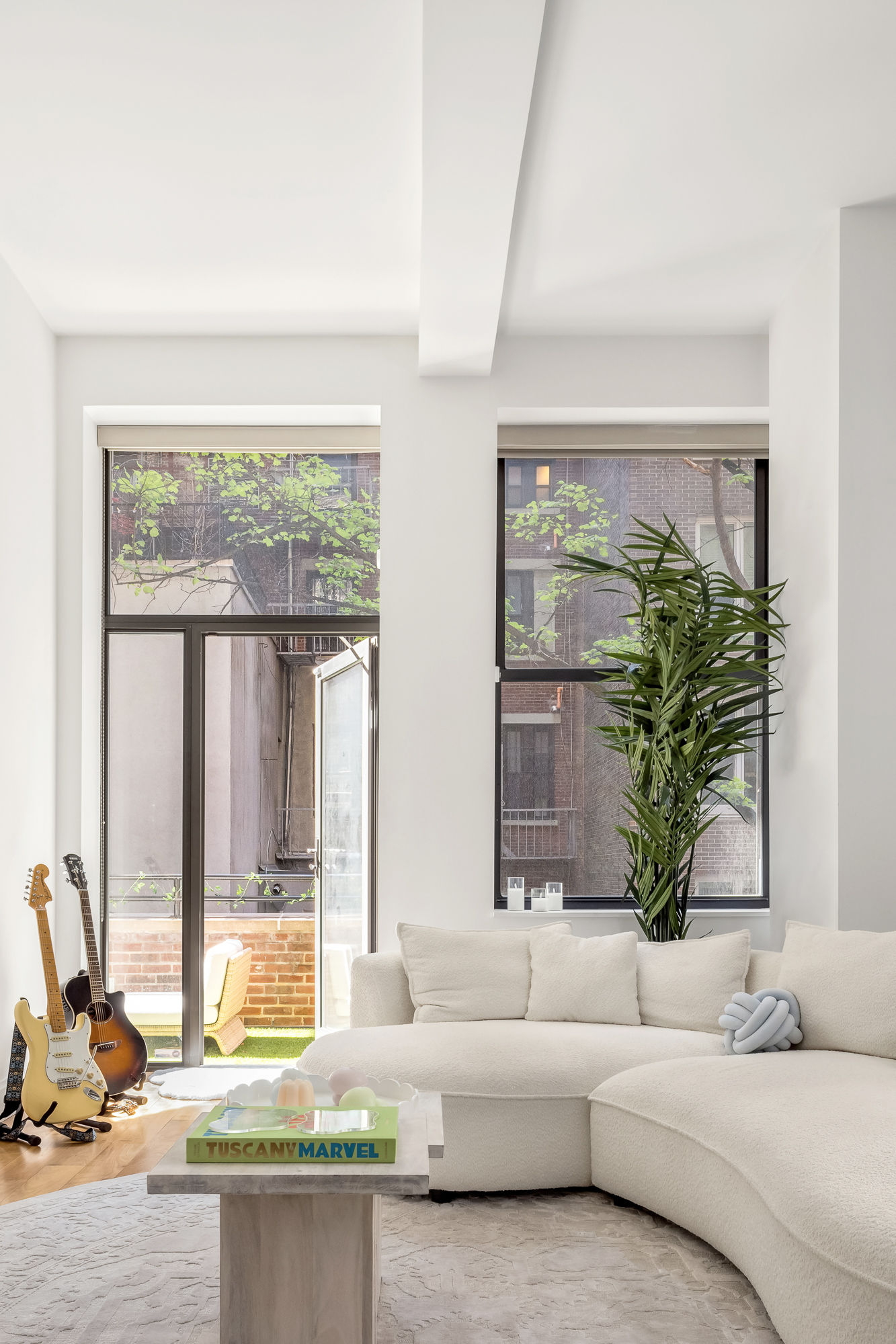 140 West 22nd Street, Unit 2F Manhattan, NY 10011 - Photo 3 of 10 Gallery Image 3