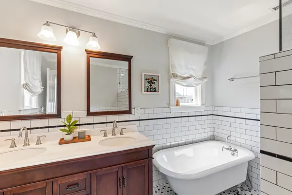 Contact Agent | Neill Avenue, Nashville, TN 37206