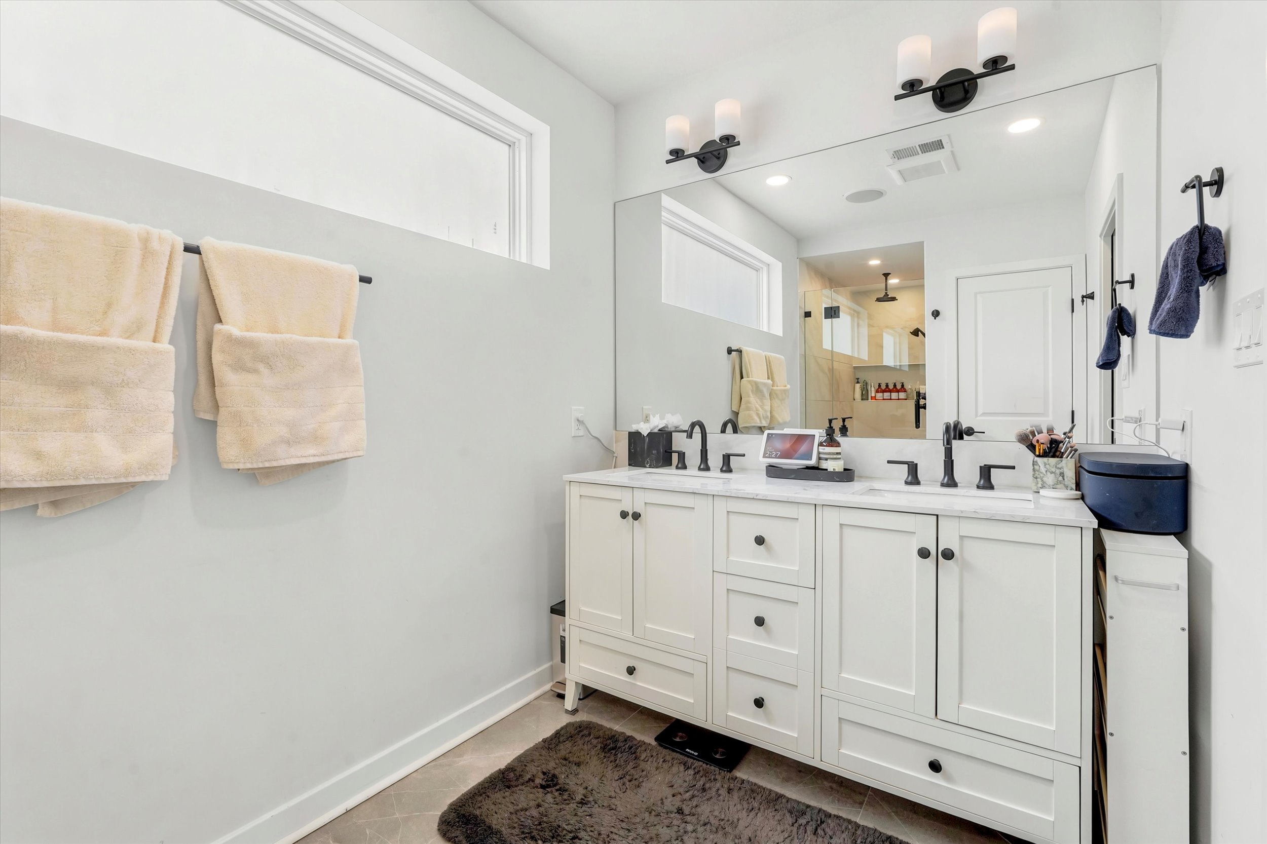 2304 Christian Street Philadelphia, PA 19146 - Photo 21 of 44