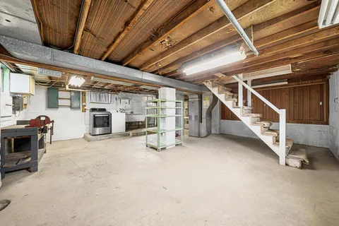 $340,000 | 2633 Avondale Avenue, Roslyn, PA 19001