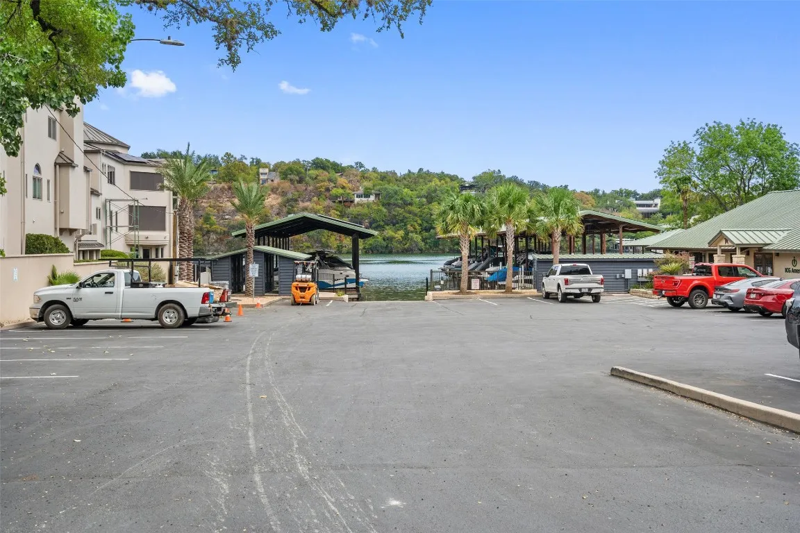$1,100,000 | 2226 Westlake Drive, Unit 1, Austin, TX 78746